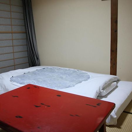 Chizuru Ryokan Hiroshima Exterior photo