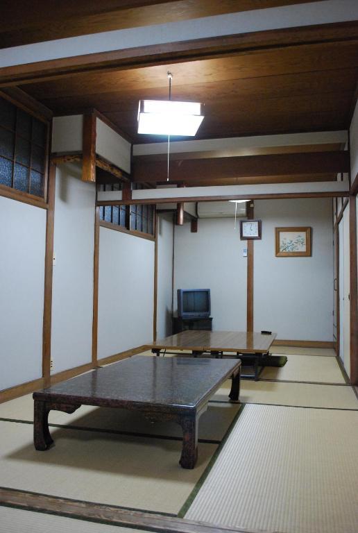 Chizuru Ryokan Hiroshima Exterior photo