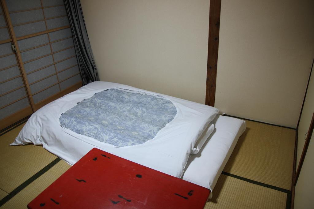Chizuru Ryokan Hiroshima Exterior photo
