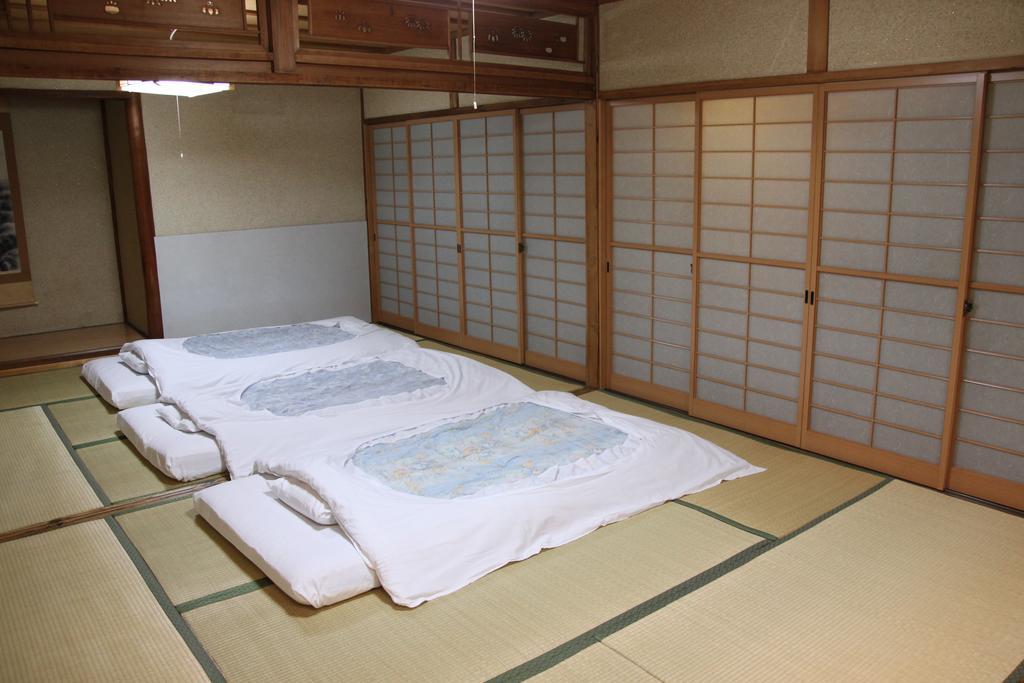 Chizuru Ryokan Hiroshima Exterior photo